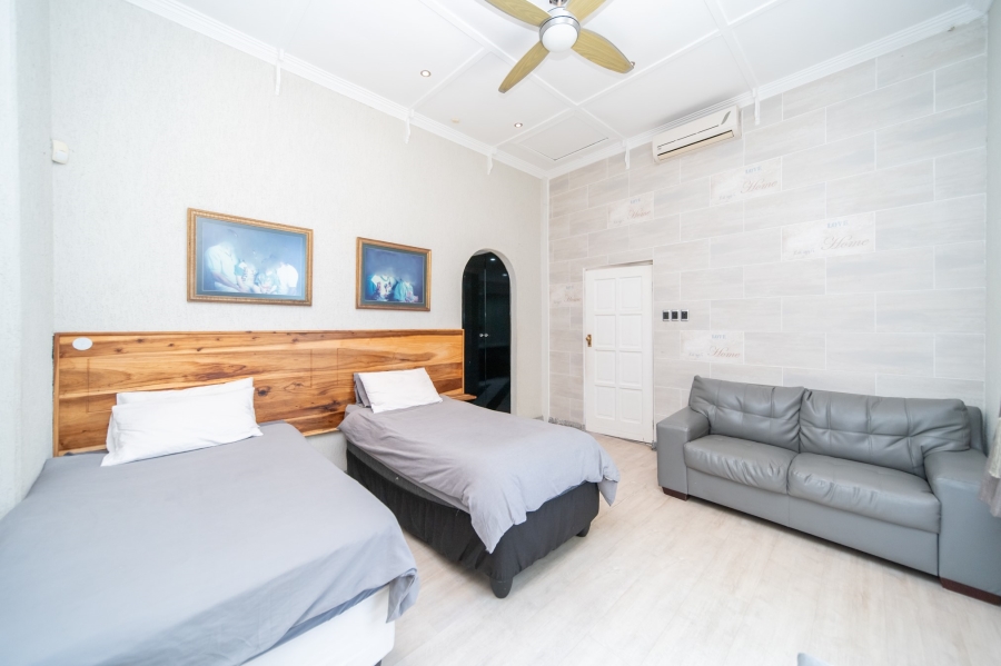 5 Bedroom Property for Sale in Bonnie Doone Eastern Cape